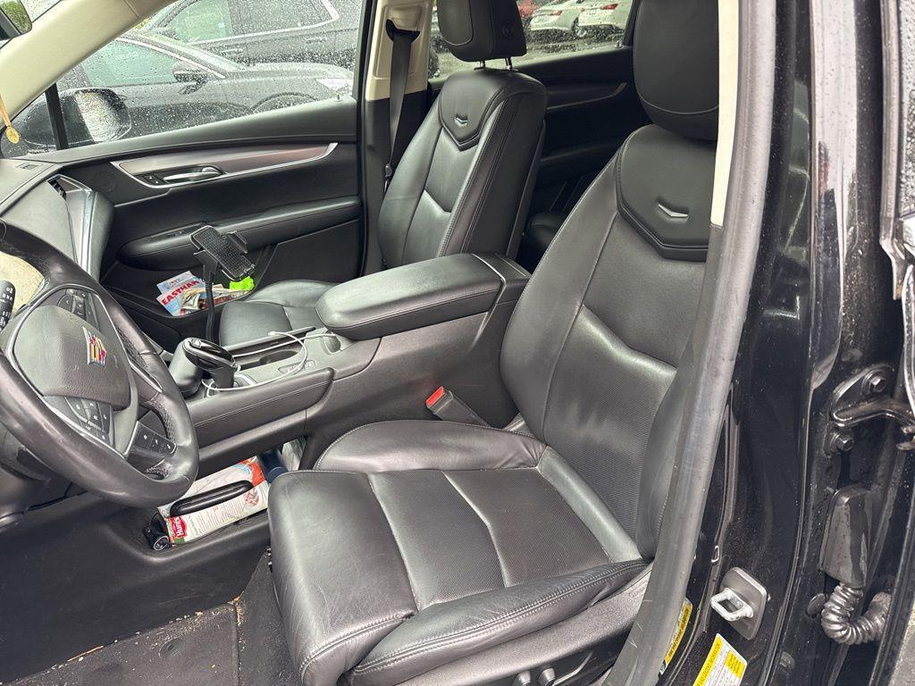 used 2017 Cadillac XT5 car, priced at $13,990