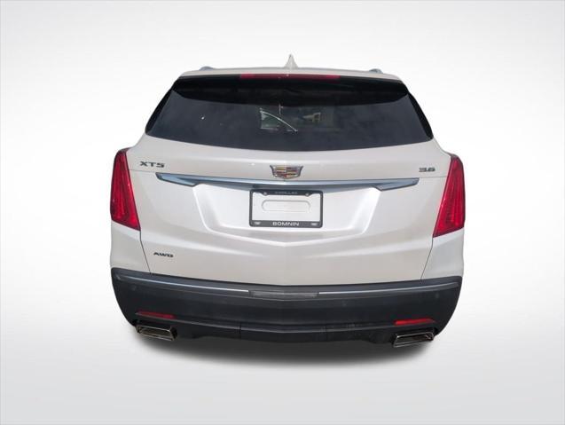 used 2018 Cadillac XT5 car, priced at $17,490
