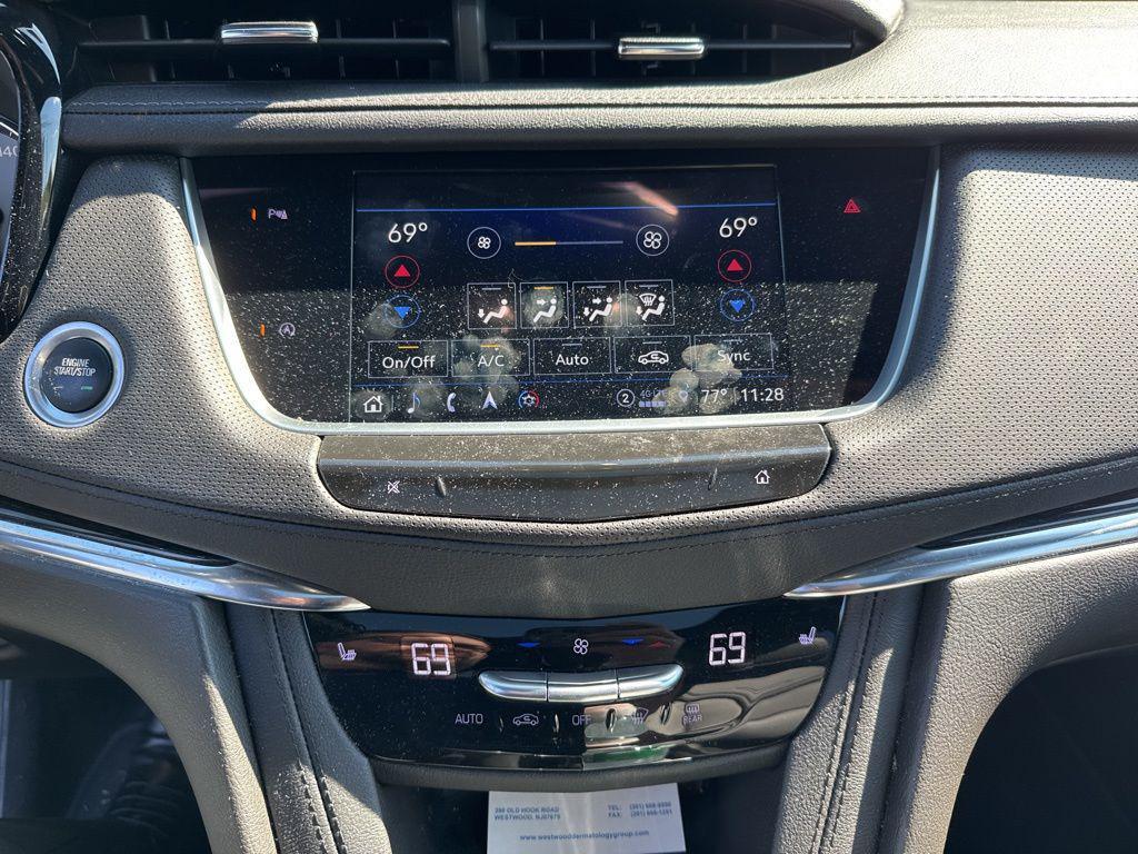 used 2023 Cadillac XT5 car, priced at $30,490