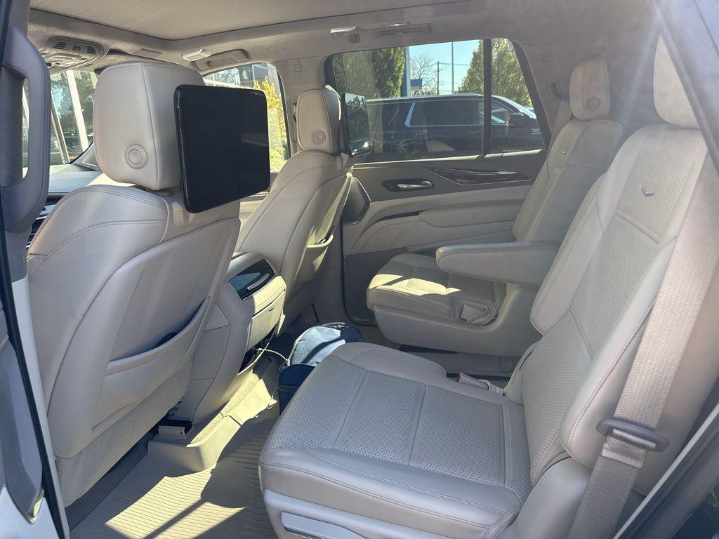 used 2021 Cadillac Escalade car, priced at $64,990
