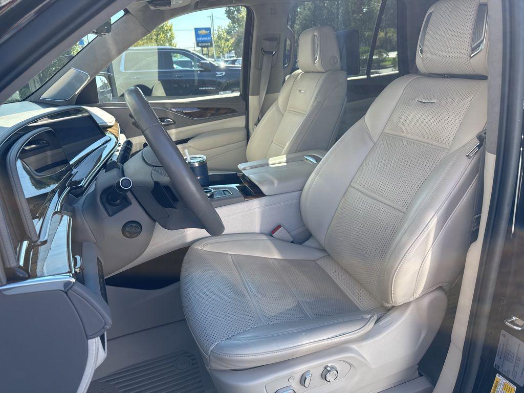 used 2021 Cadillac Escalade car, priced at $64,990
