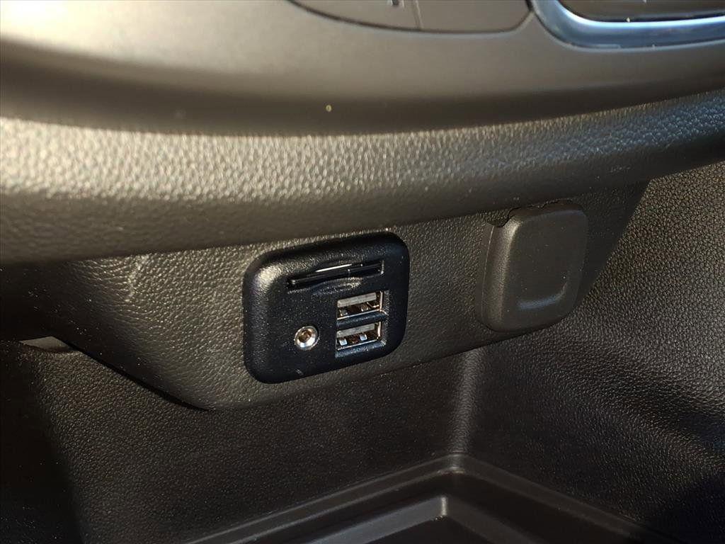 used 2023 Chevrolet Traverse car, priced at $37,990