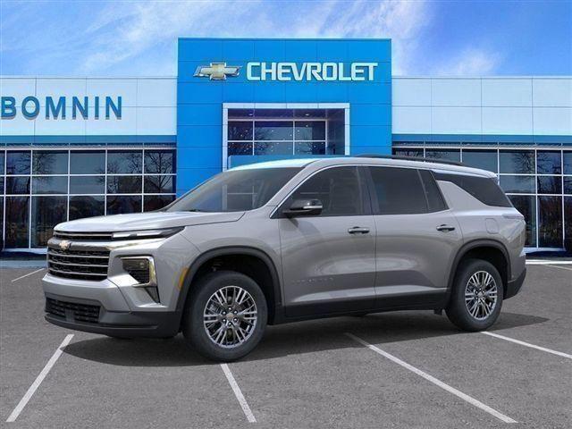 new 2025 Chevrolet Traverse car, priced at $38,495