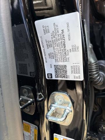 used 2022 GMC Canyon car, priced at $30,490