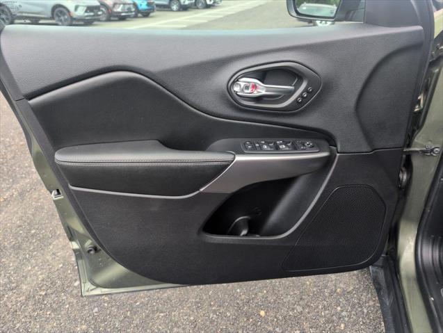 used 2020 Jeep Cherokee car, priced at $19,990