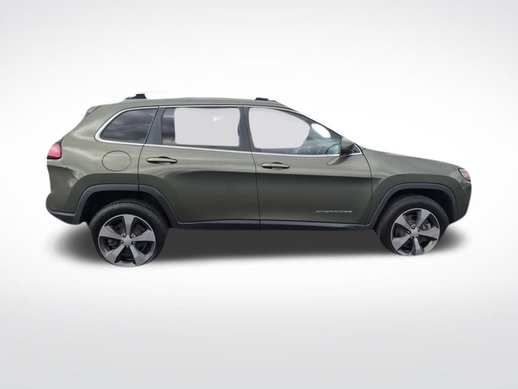 used 2020 Jeep Cherokee car, priced at $17,990