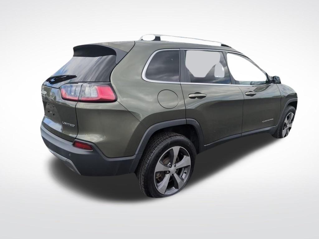 used 2020 Jeep Cherokee car, priced at $17,990