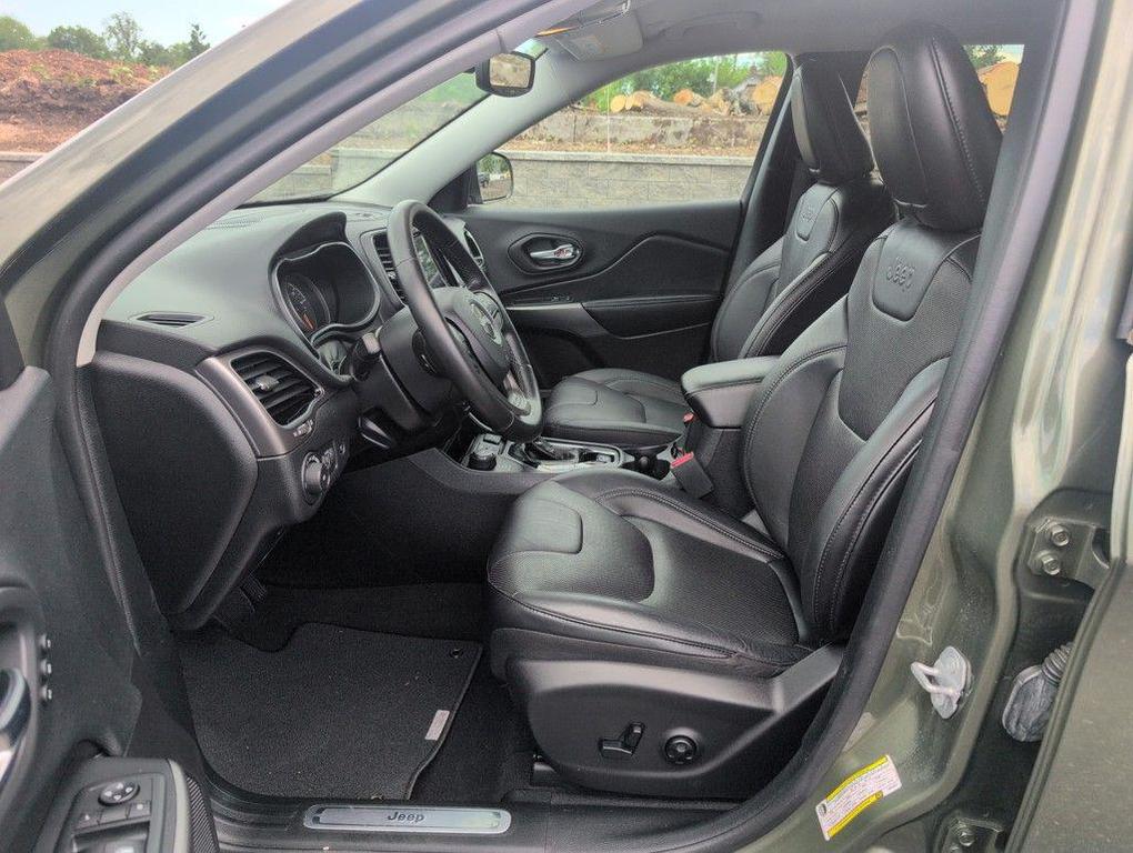 used 2020 Jeep Cherokee car, priced at $17,990