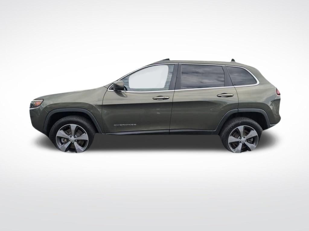 used 2020 Jeep Cherokee car, priced at $17,990