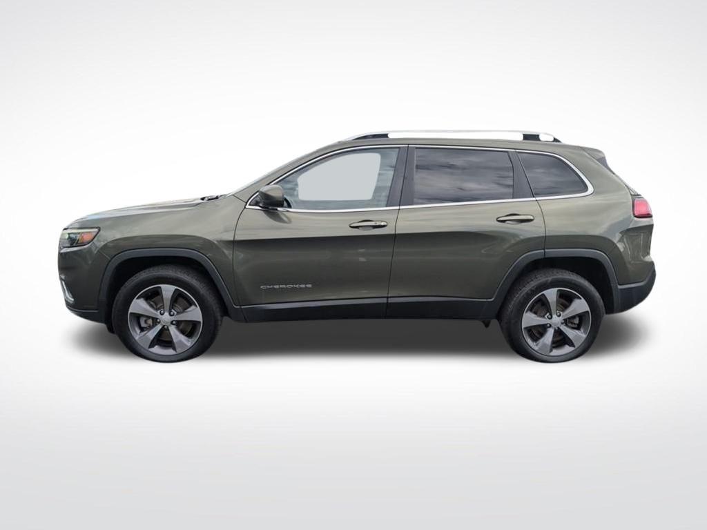 used 2020 Jeep Cherokee car, priced at $18,490