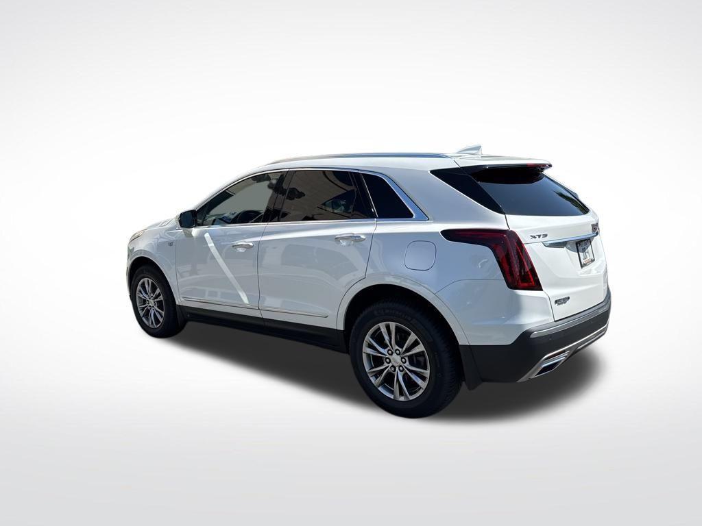 used 2022 Cadillac XT5 car, priced at $28,990