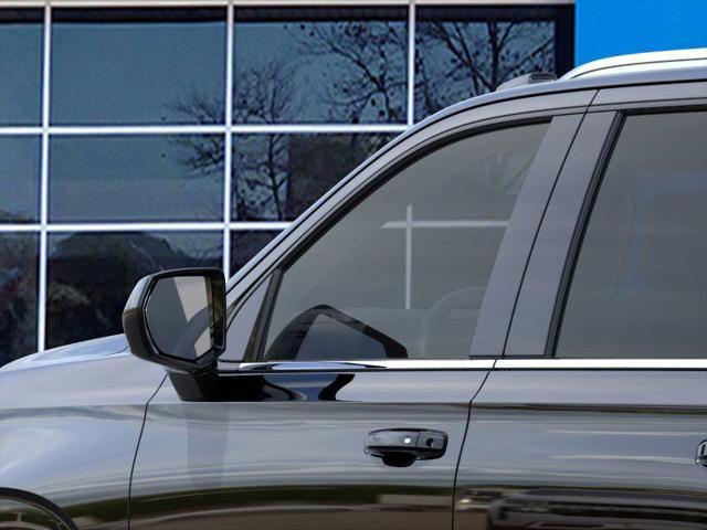 new 2025 Chevrolet Suburban car, priced at $66,590