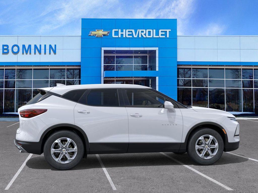 new 2025 Chevrolet Blazer car, priced at $34,295