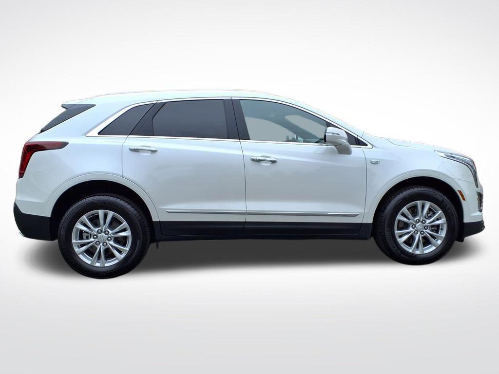 used 2025 Cadillac XT5 car, priced at $46,490