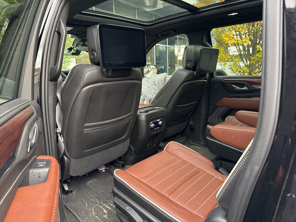 used 2023 GMC Yukon XL car, priced at $74,990