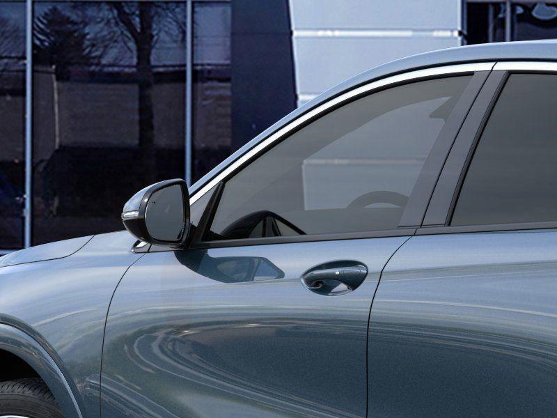 new 2025 Buick Envista car, priced at $28,585