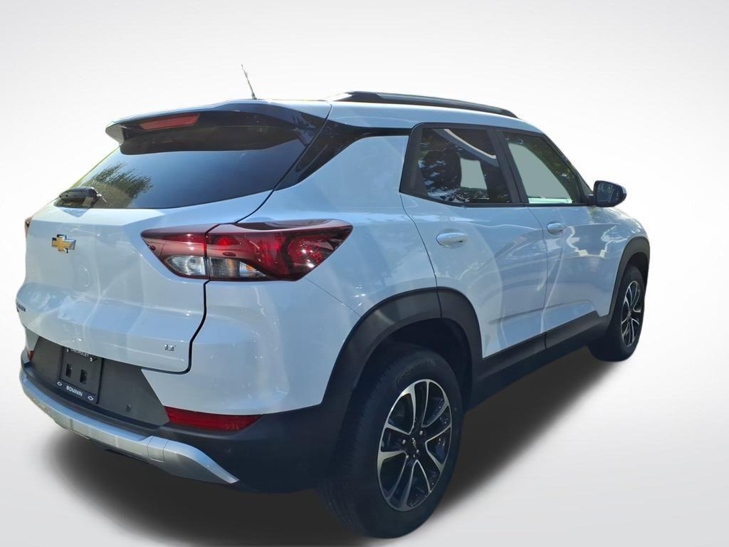 used 2025 Chevrolet TrailBlazer car, priced at $27,990