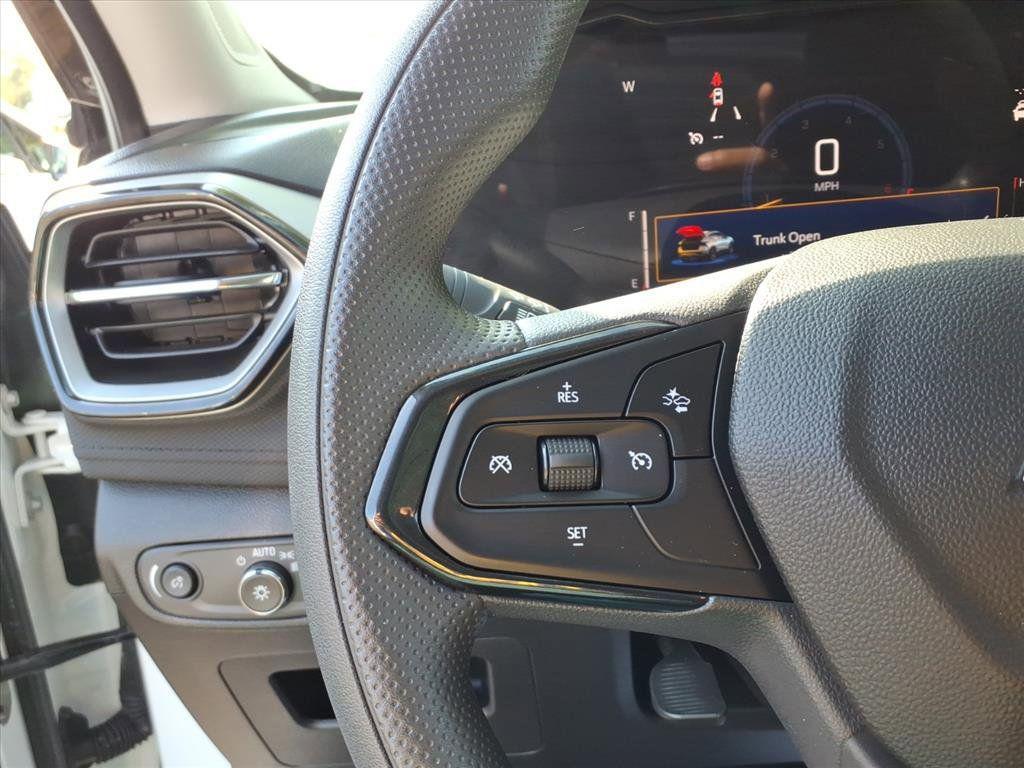 used 2025 Chevrolet TrailBlazer car, priced at $27,990