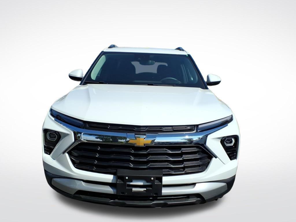 used 2025 Chevrolet TrailBlazer car, priced at $27,990