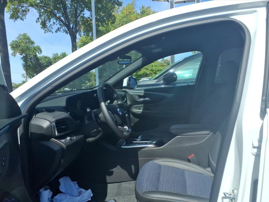 used 2025 Buick Envista car, priced at $24,490