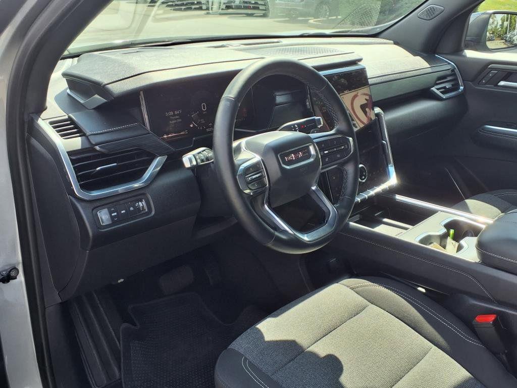 used 2025 GMC Acadia car, priced at $42,990