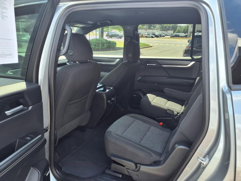 used 2025 GMC Acadia car, priced at $42,990