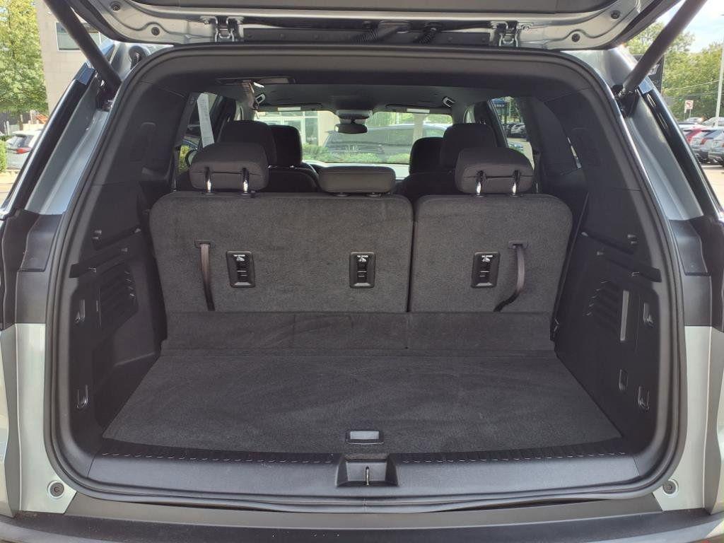 used 2025 GMC Acadia car, priced at $42,990