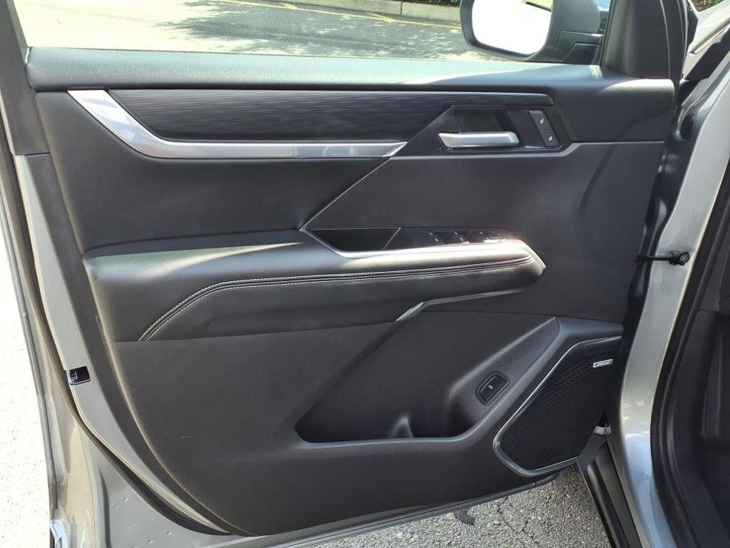 used 2025 GMC Acadia car, priced at $42,990