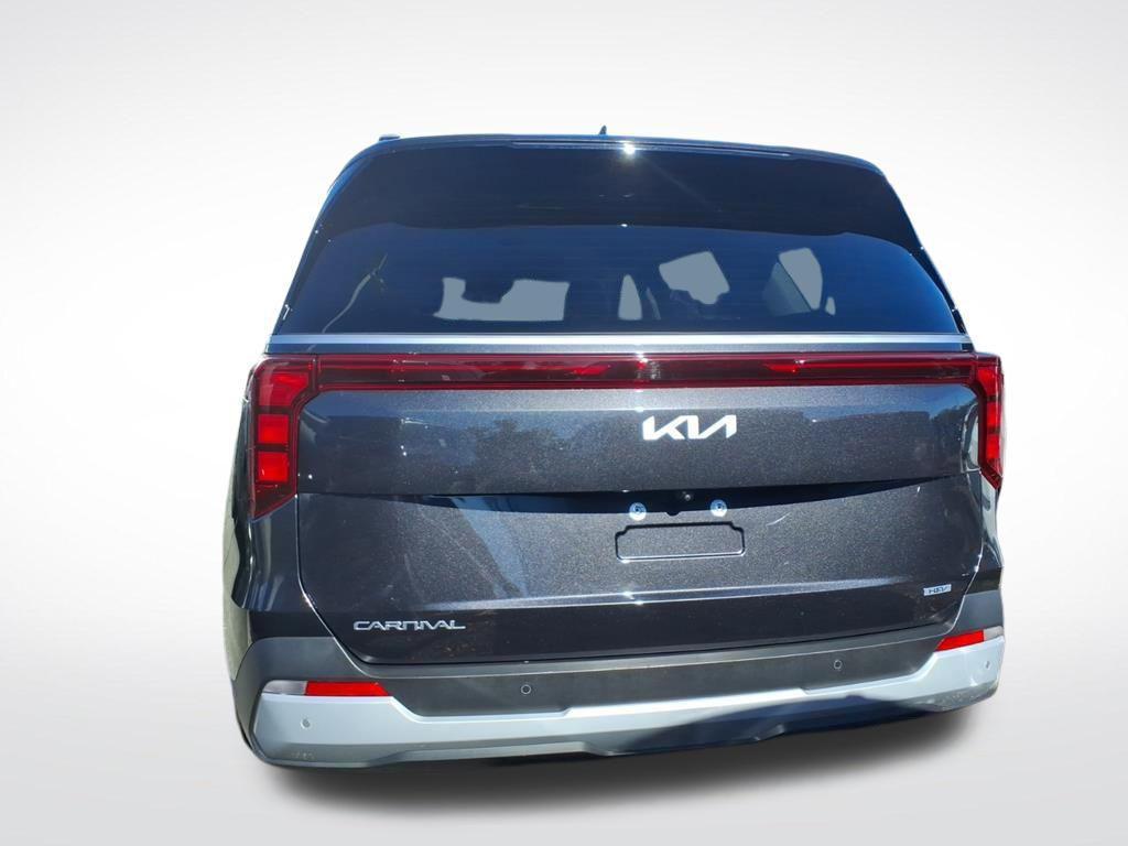 used 2025 Kia Carnival Hybrid car, priced at $38,490
