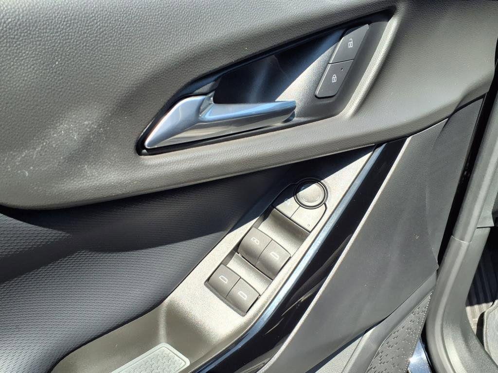 used 2025 Chevrolet Equinox car, priced at $31,685
