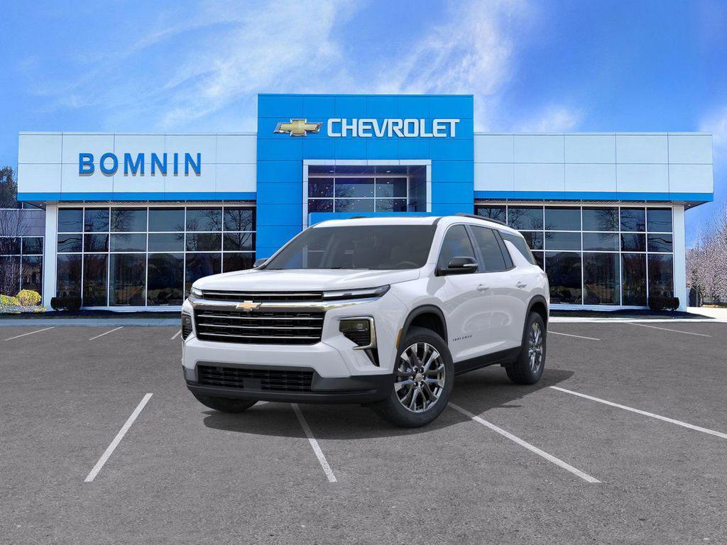 new 2026 Chevrolet Traverse car, priced at $42,495