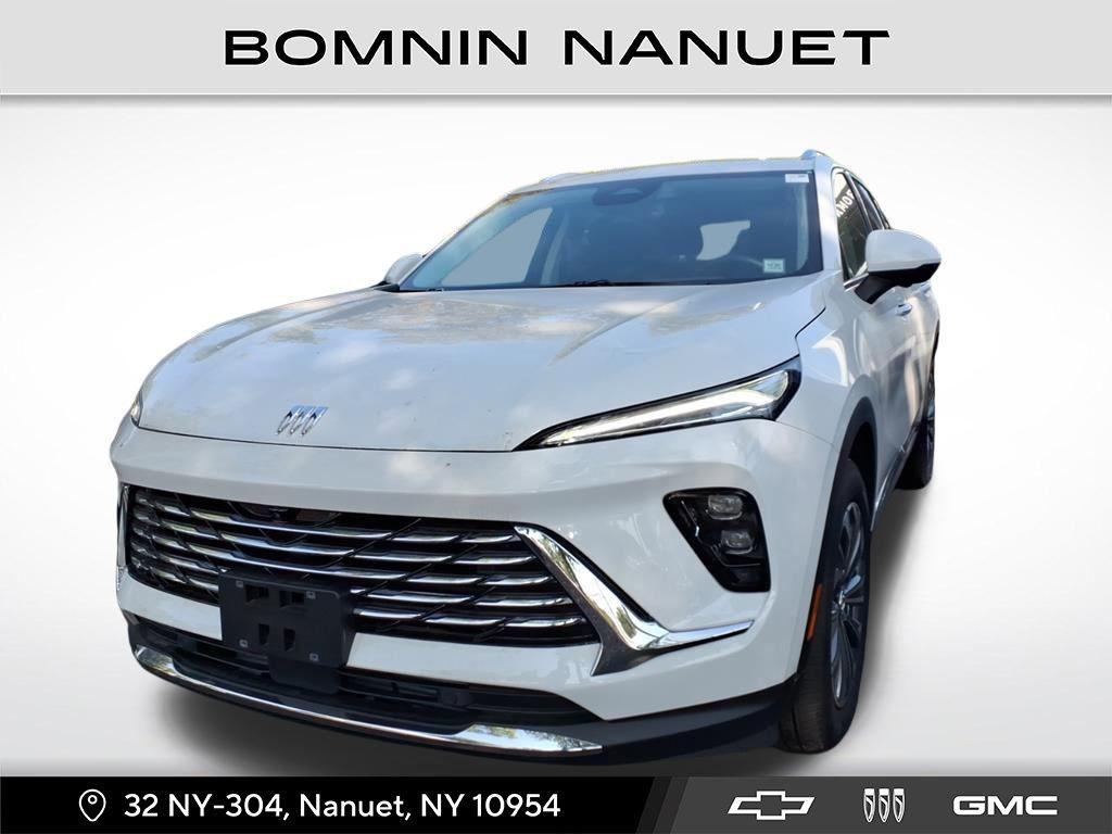 used 2025 Buick Envision car, priced at $34,490