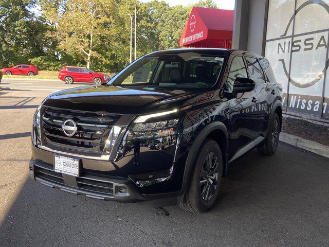 new 2024 Nissan Pathfinder car, priced at $40,480