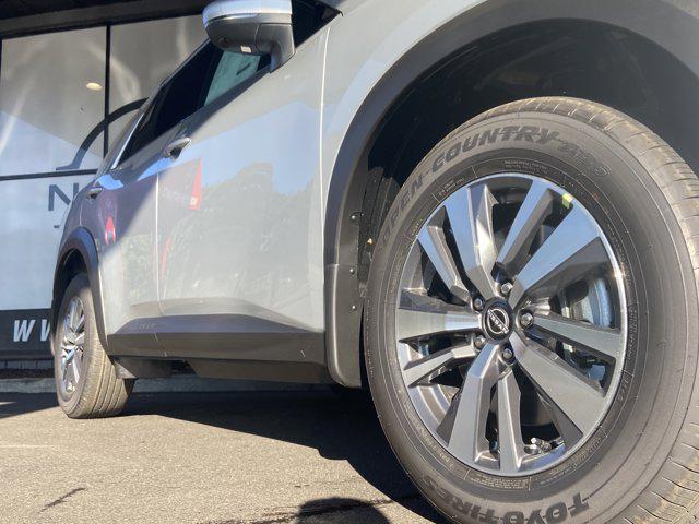 new 2024 Nissan Pathfinder car, priced at $47,400