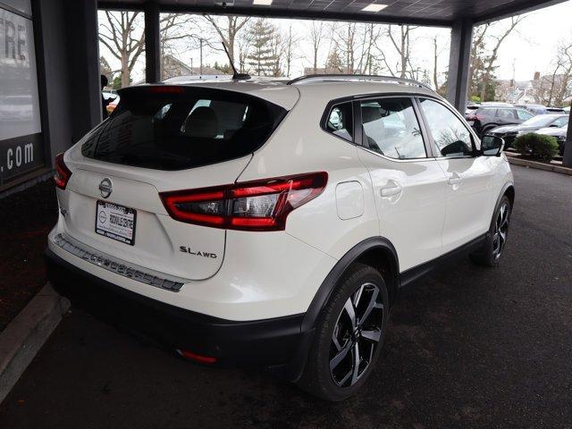used 2022 Nissan Rogue Sport car, priced at $24,995