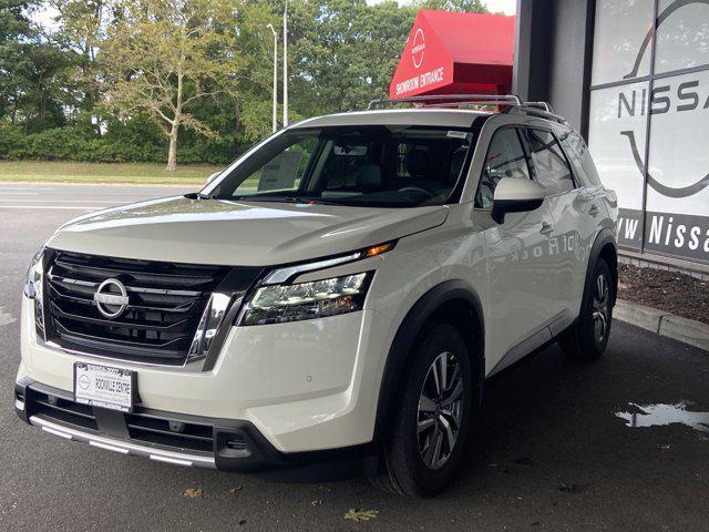 new 2024 Nissan Pathfinder car, priced at $47,735