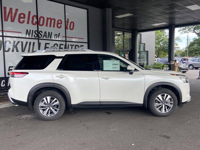 new 2024 Nissan Pathfinder car, priced at $47,825