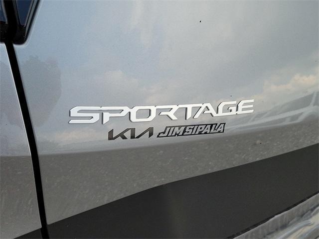 new 2024 Kia Sportage Hybrid car, priced at $32,175