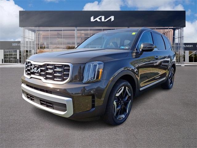 new 2025 Kia Telluride car, priced at $42,710