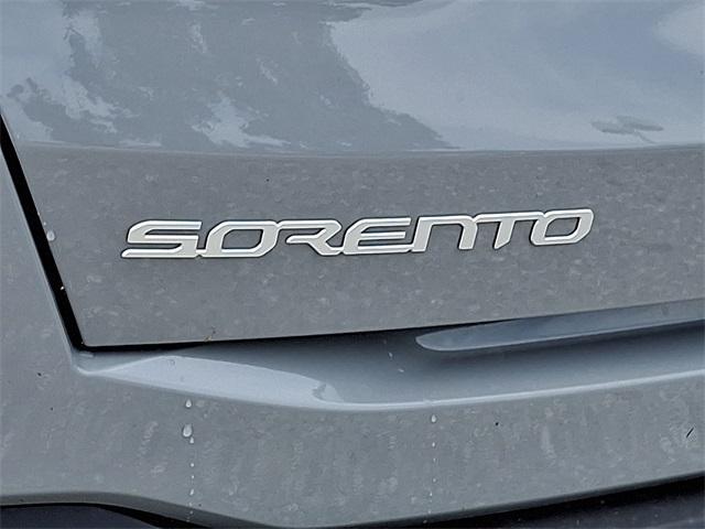 new 2025 Kia Sorento car, priced at $39,205