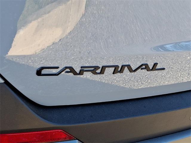 new 2025 Kia Carnival car, priced at $55,020