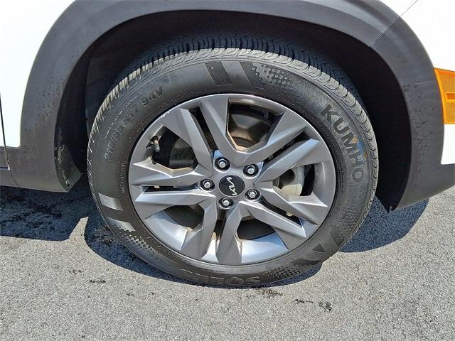 used 2023 Kia Seltos car, priced at $22,274