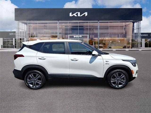 used 2023 Kia Seltos car, priced at $22,274
