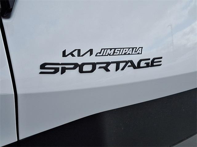 new 2025 Kia Sportage car, priced at $35,580