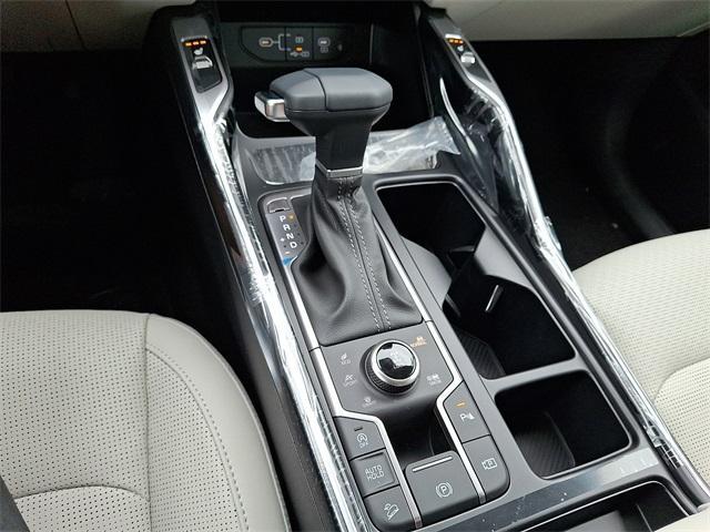 new 2025 Kia Sorento car, priced at $38,710