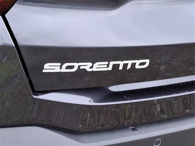new 2025 Kia Sorento car, priced at $38,710