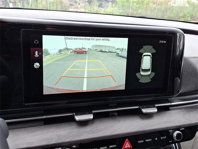 used 2023 Kia Carnival car, priced at $33,927