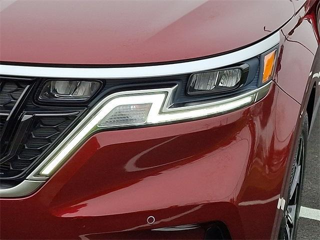 used 2023 Kia Carnival car, priced at $33,927