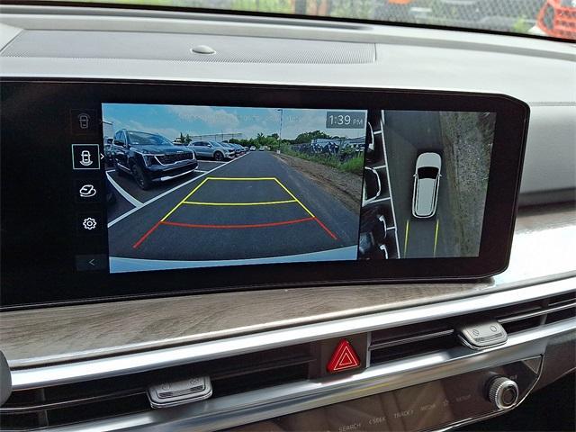 new 2025 Kia Sorento car, priced at $48,850