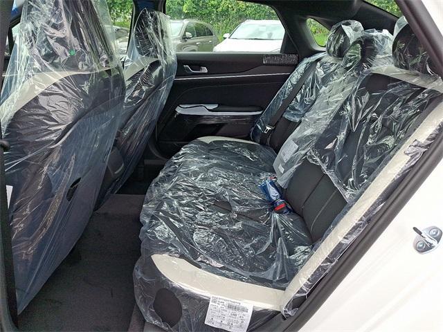 new 2025 Kia K5 car, priced at $31,765